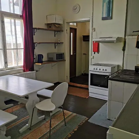 Wanha Havon Koulu Kolmio Apartament *