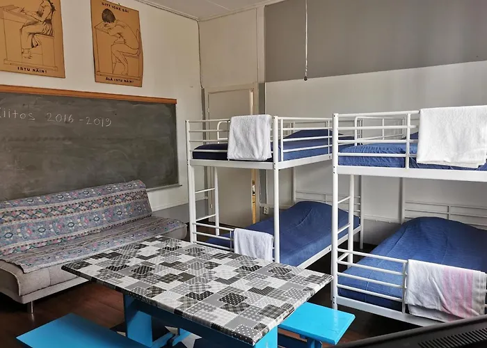 Wanha Havon Koulu Kolmio Apartament *